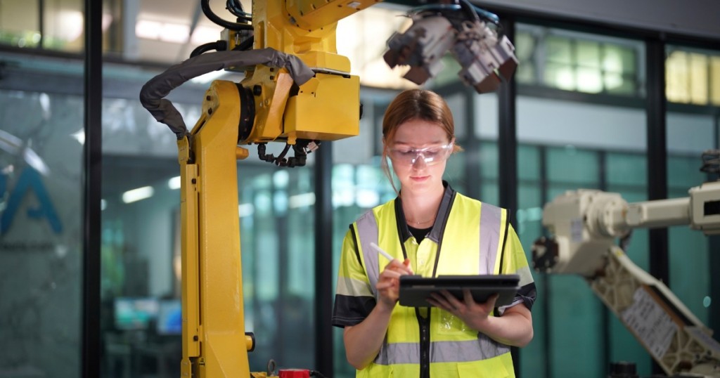 How AI-Powered ERP is Redefining the Future of Manufacturing Process-1